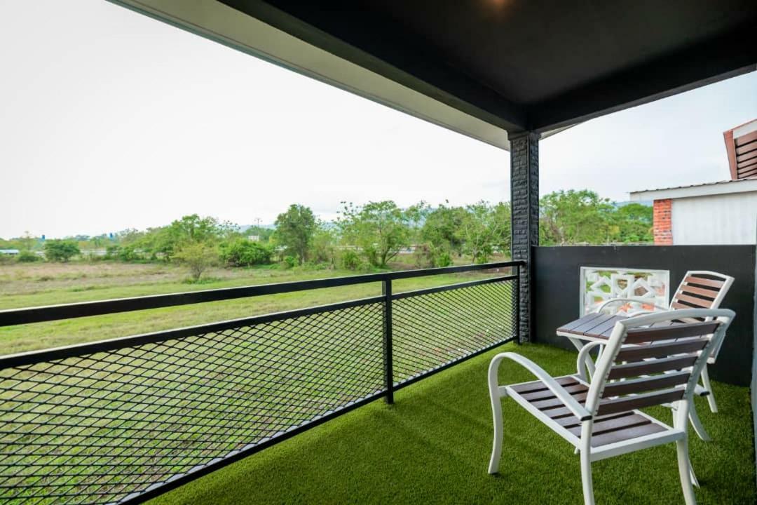The Luxury Villa -Private Pool- Pantai Cenang  Exteriér fotografie